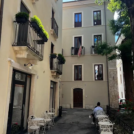 Dimora Largo Silvestro Dell'aquila- Centro Storico