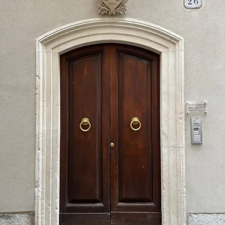 Dimora Largo Silvestro Dell'aquila- Centro Storico *