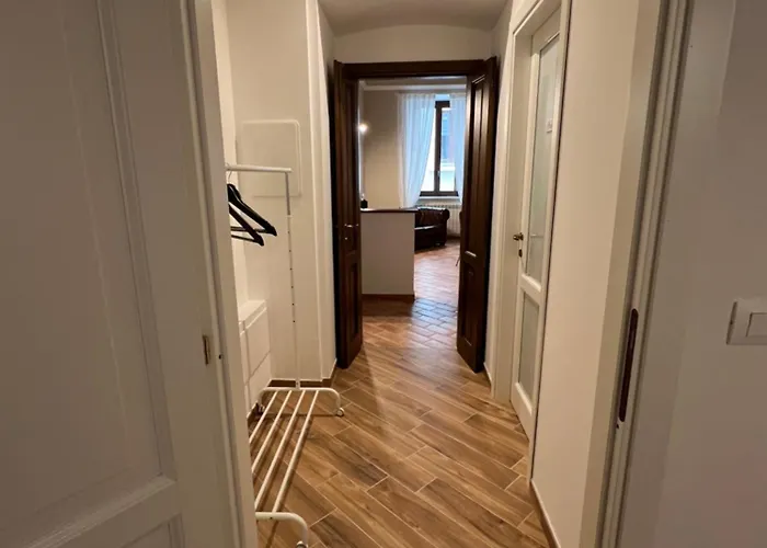 Dimora Largo Silvestro Dell'aquila- Centro Storico Vakantiehuis LʼAquila