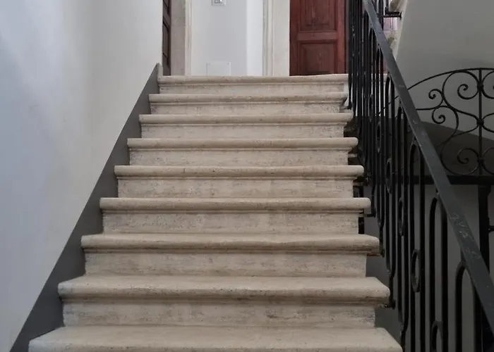 Dimora Largo Silvestro Dell'aquila- Centro Storico Vakantiehuis LʼAquila